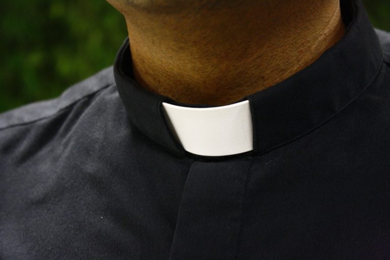 Equipo sacerdotal